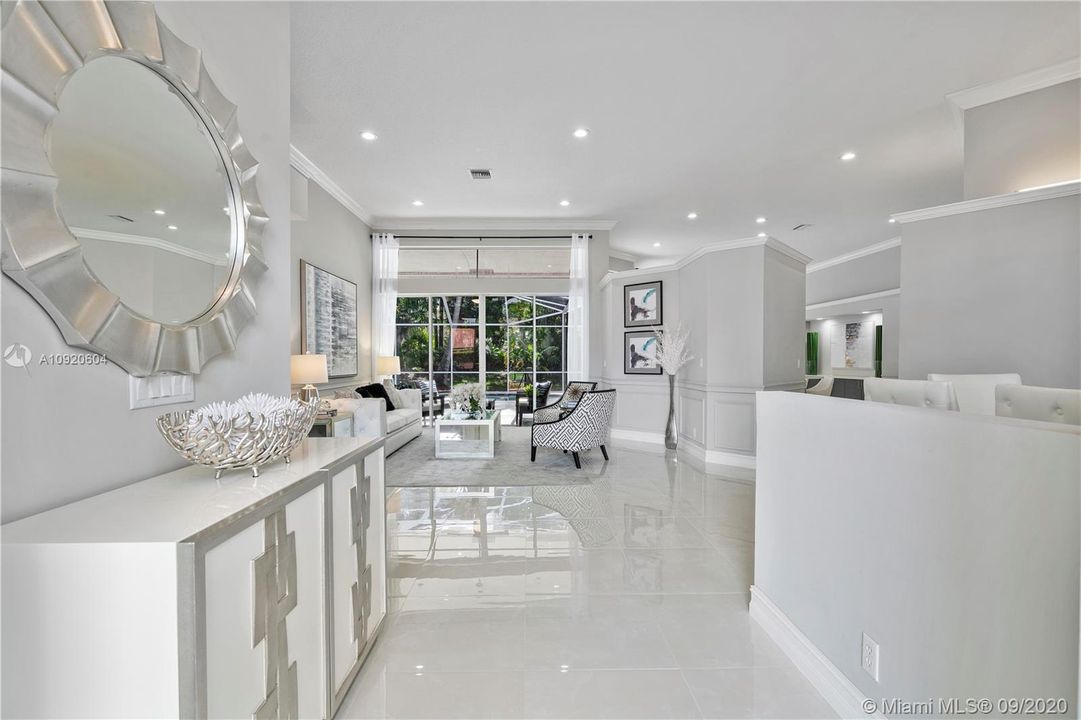Recently Sold: $709,900 (5 beds, 3 baths, 3002 Square Feet)