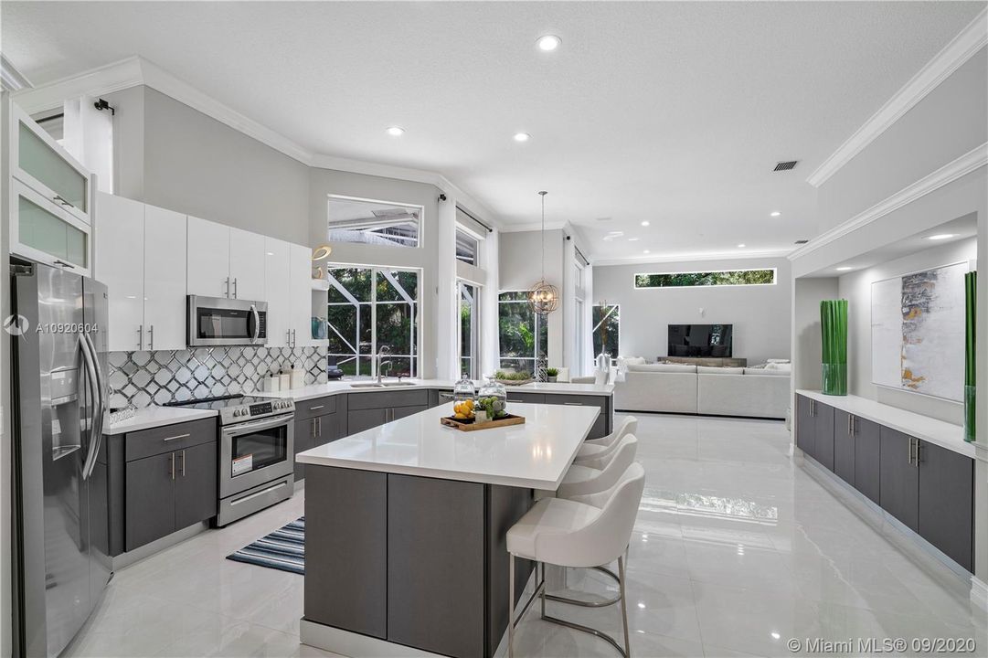 Recently Sold: $709,900 (5 beds, 3 baths, 3002 Square Feet)