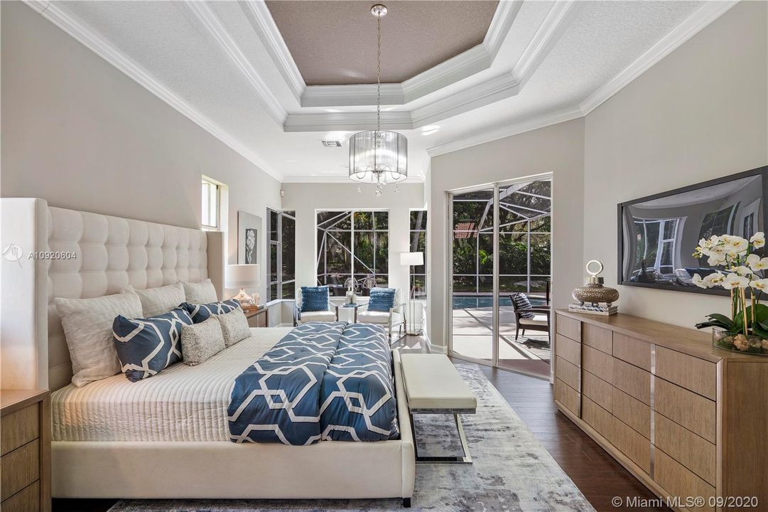 Recently Sold: $709,900 (5 beds, 3 baths, 3002 Square Feet)
