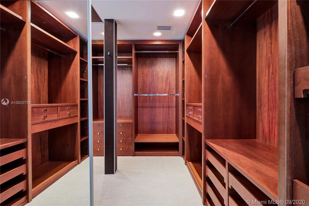 Recientemente alquilado: $30,000 (4 camas, 4 baños, 2766 Pies cuadrados)