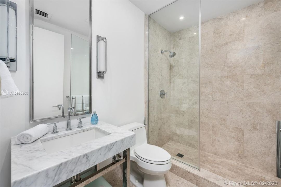 En Suite Bathroom