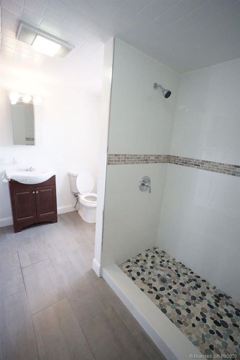 Recently Rented: $1,099 (1 beds, 1 baths, 0 Square Feet)