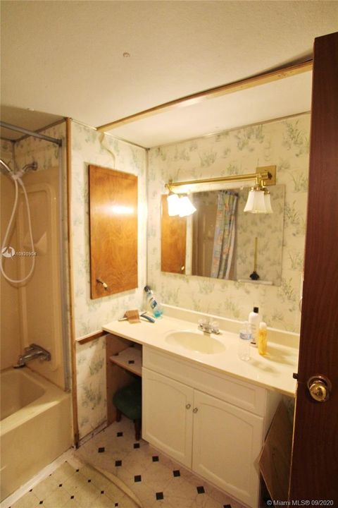 Recently Sold: $105,000 (2 beds, 2 baths, 0 Square Feet)