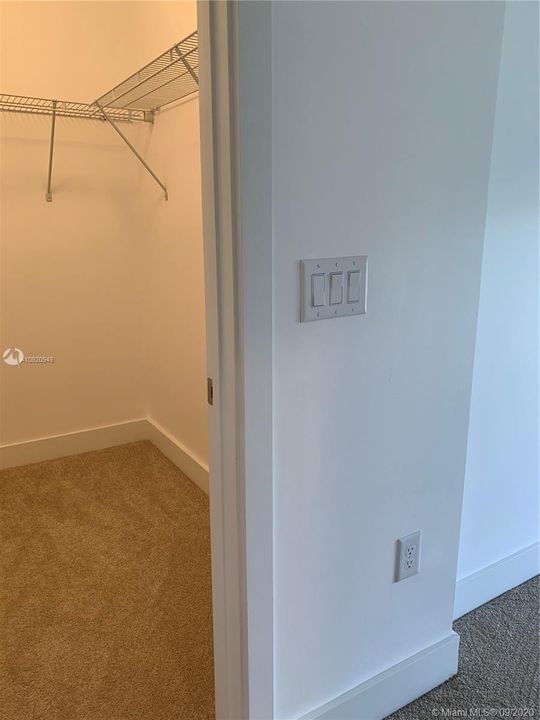 Recientemente alquilado: $2,800 (3 camas, 2 baños, 1672 Pies cuadrados)
