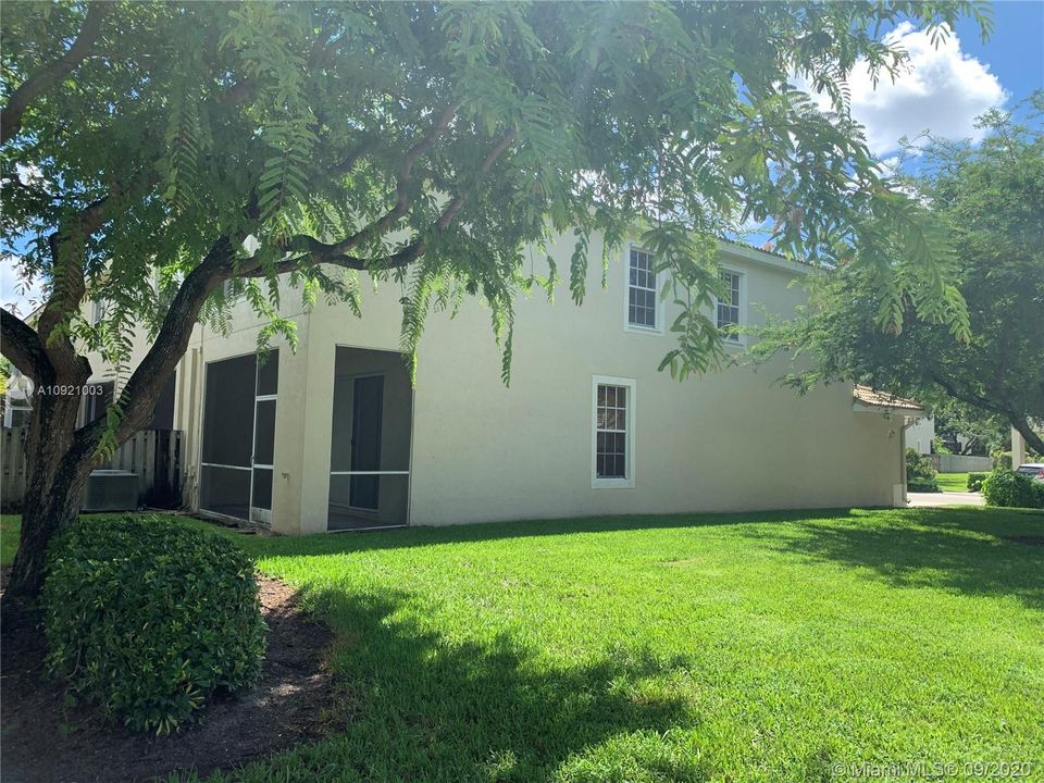 Back & Side Exterior View