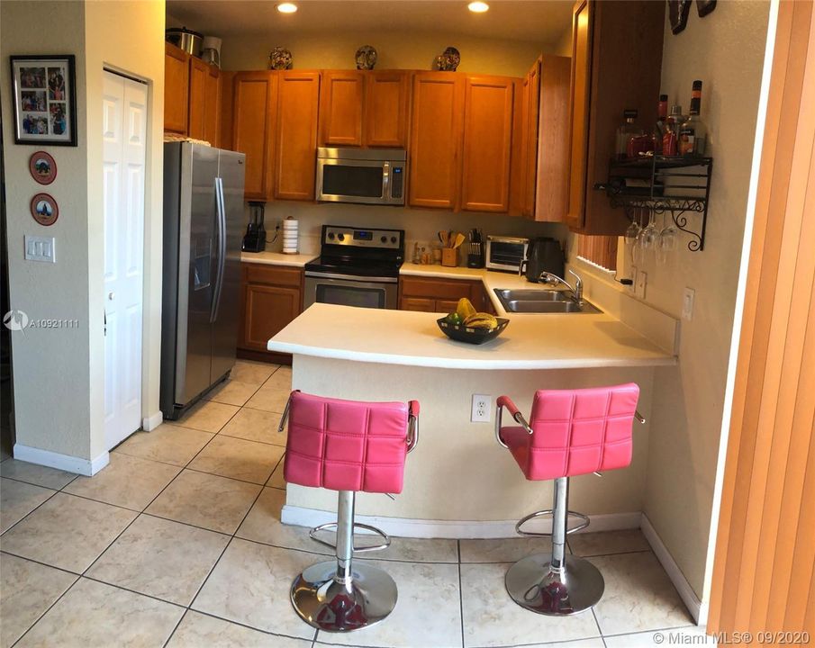 Recently Sold: $245,000 (3 beds, 2 baths, 1564 Square Feet)