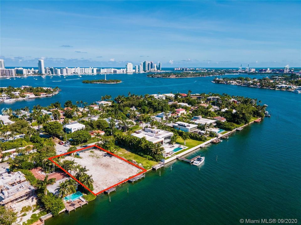 Недавно продано: $16,500,000 (25.00 acres)