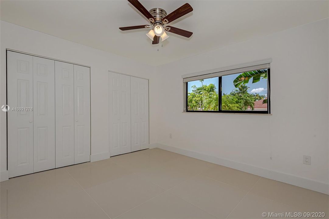 Recientemente alquilado: $3,900 (5 camas, 3 baños, 2865 Pies cuadrados)