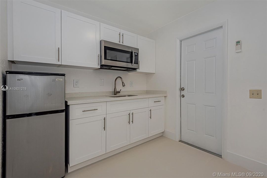 Recientemente alquilado: $3,900 (5 camas, 3 baños, 2865 Pies cuadrados)