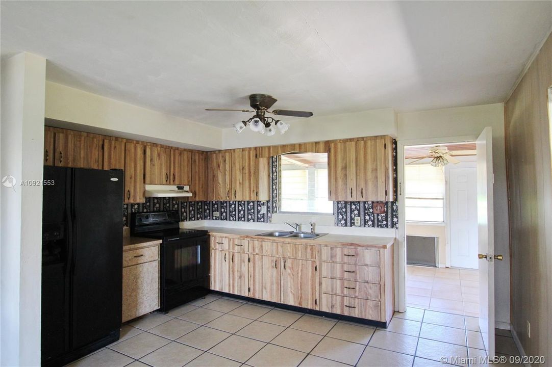 Recently Sold: $115,000 (3 beds, 1 baths, 0 Square Feet)