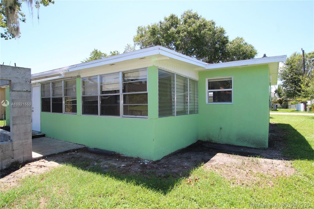 Recently Sold: $115,000 (3 beds, 1 baths, 0 Square Feet)