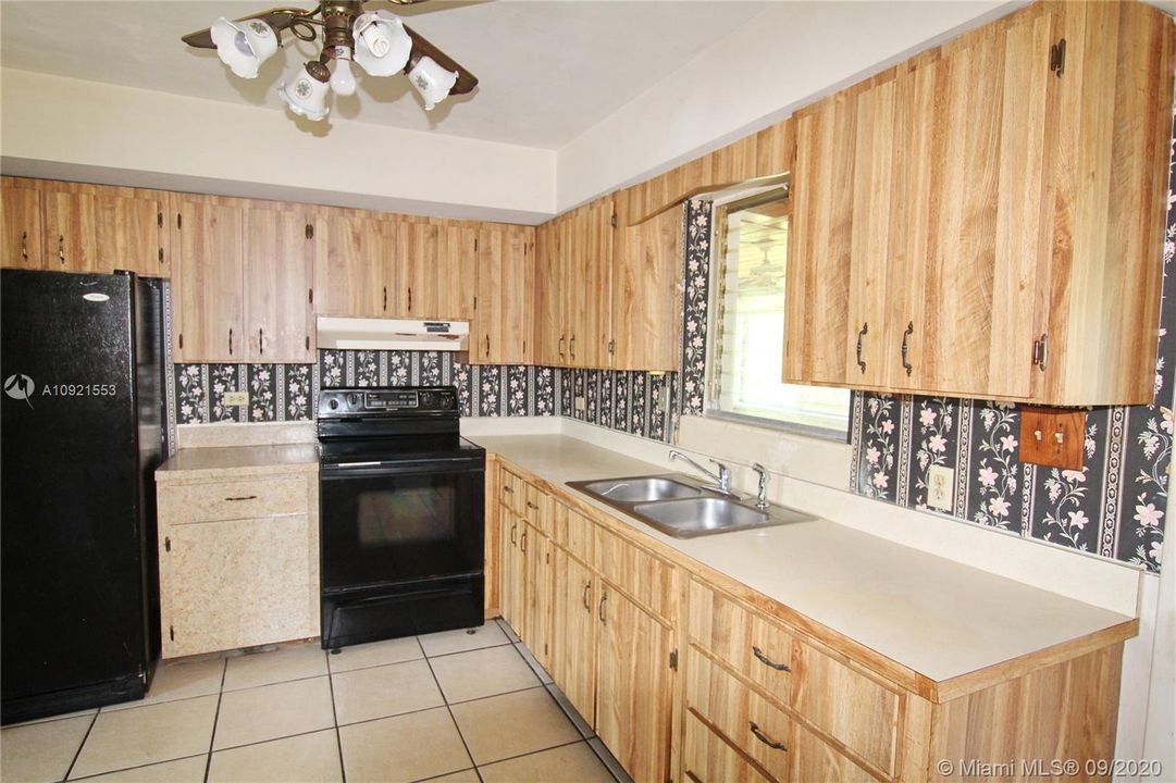 Recently Sold: $115,000 (3 beds, 1 baths, 0 Square Feet)
