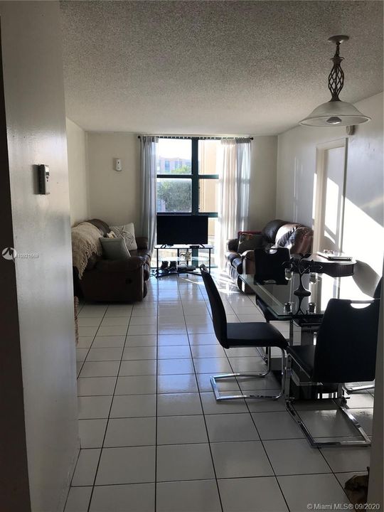 Recently Sold: $170,000 (2 beds, 2 baths, 850 Square Feet)
