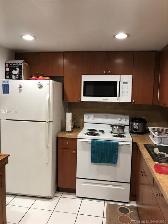 Recently Sold: $170,000 (2 beds, 2 baths, 850 Square Feet)