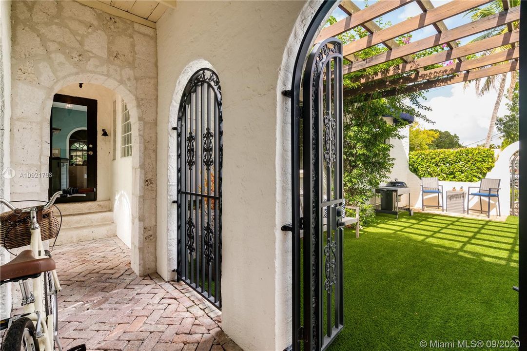 Covered breezeway to courtyard