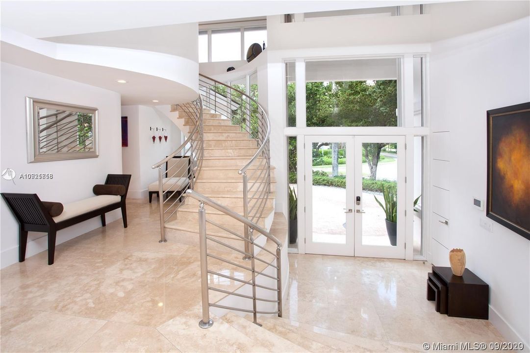 Recently Rented: $15,000 (6 beds, 6 baths, 5693 Square Feet)