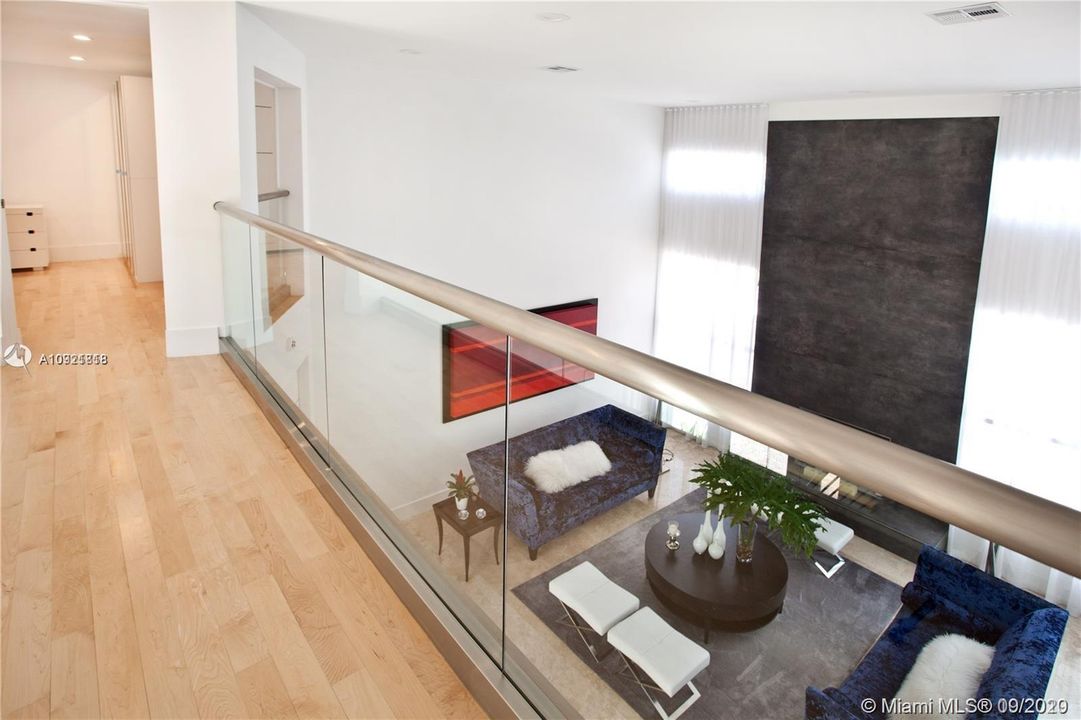 Recently Rented: $15,000 (6 beds, 6 baths, 5693 Square Feet)