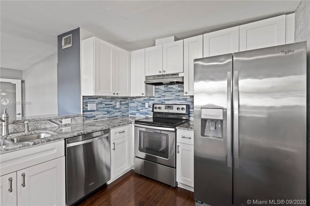 Vendido Recientemente: $260,000 (3 camas, 1 baños, 0 Pies cuadrados)