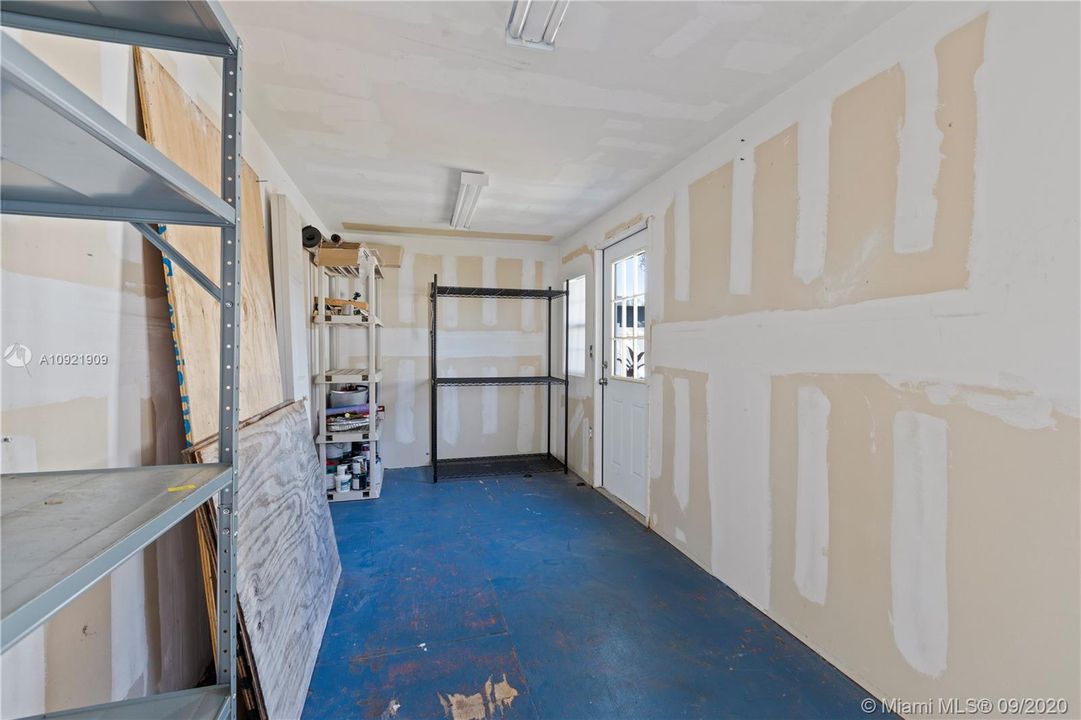 Vendido Recientemente: $260,000 (3 camas, 1 baños, 0 Pies cuadrados)