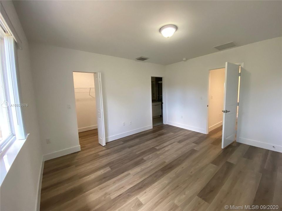 Recientemente alquilado: $2,400 (4 camas, 3 baños, 0 Pies cuadrados)