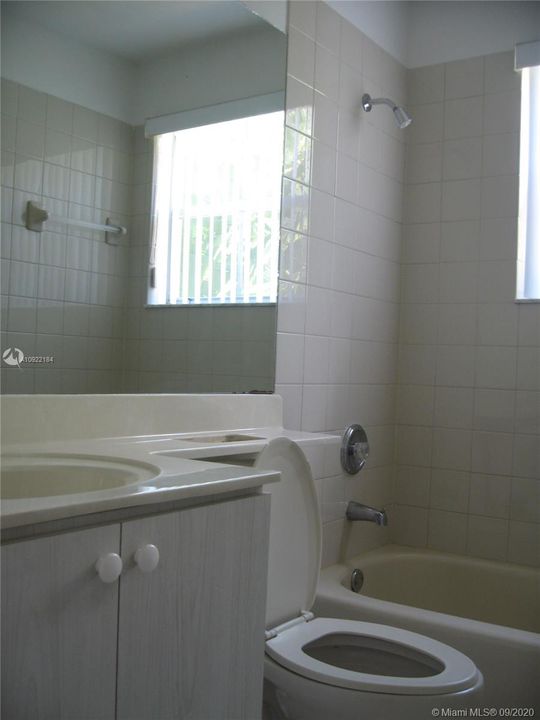 Недавно арендовано: $1,950 (3 спален, 2 ванн, 1747 Квадратных фут)