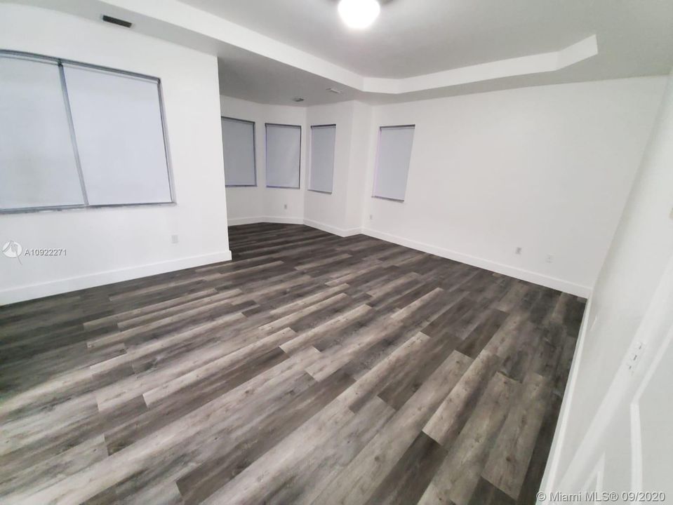 Недавно арендовано: $3,500 (4 спален, 3 ванн, 2766 Квадратных фут)