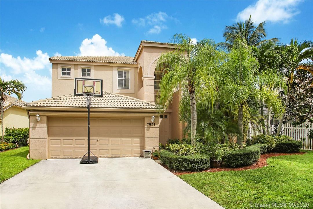 Recently Sold: $459,000 (5 beds, 2 baths, 3645 Square Feet)