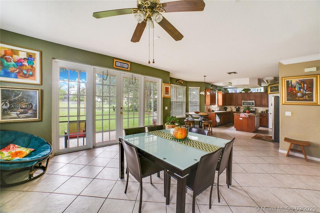Recently Sold: $459,000 (5 beds, 2 baths, 3645 Square Feet)