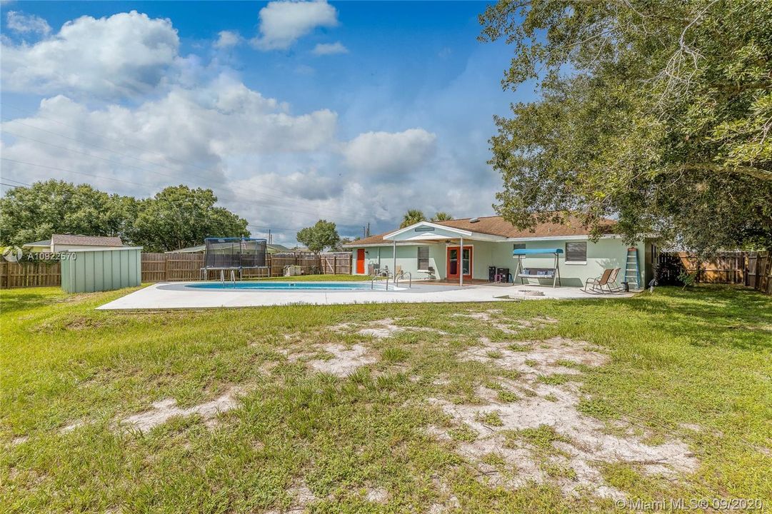 Vendido Recientemente: $210,000 (3 camas, 2 baños, 1300 Pies cuadrados)