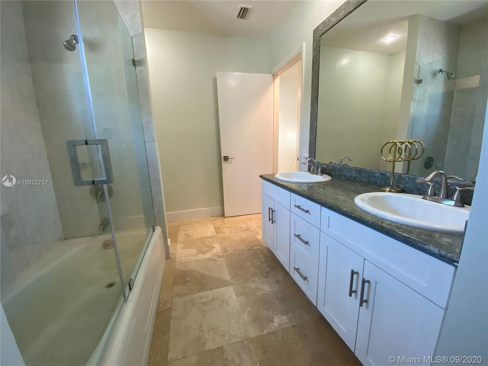 First Floor 2nd Bathroom