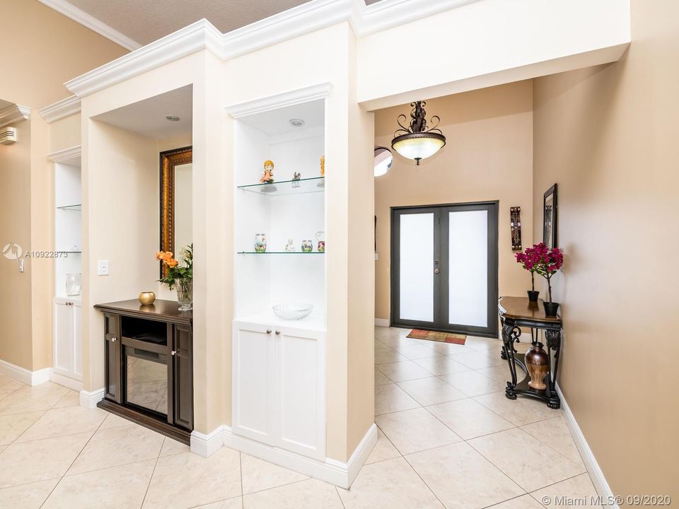 Vendido Recientemente: $525,000 (4 camas, 2 baños, 1874 Pies cuadrados)