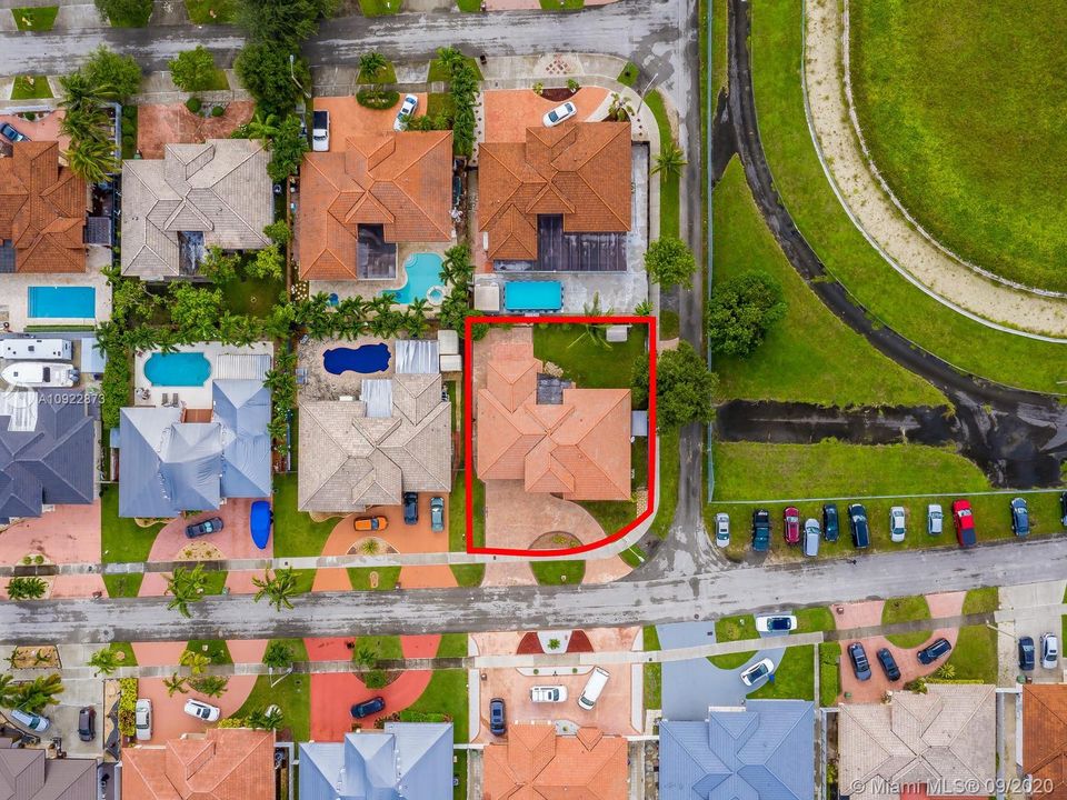 Vendido Recientemente: $525,000 (4 camas, 2 baños, 1874 Pies cuadrados)