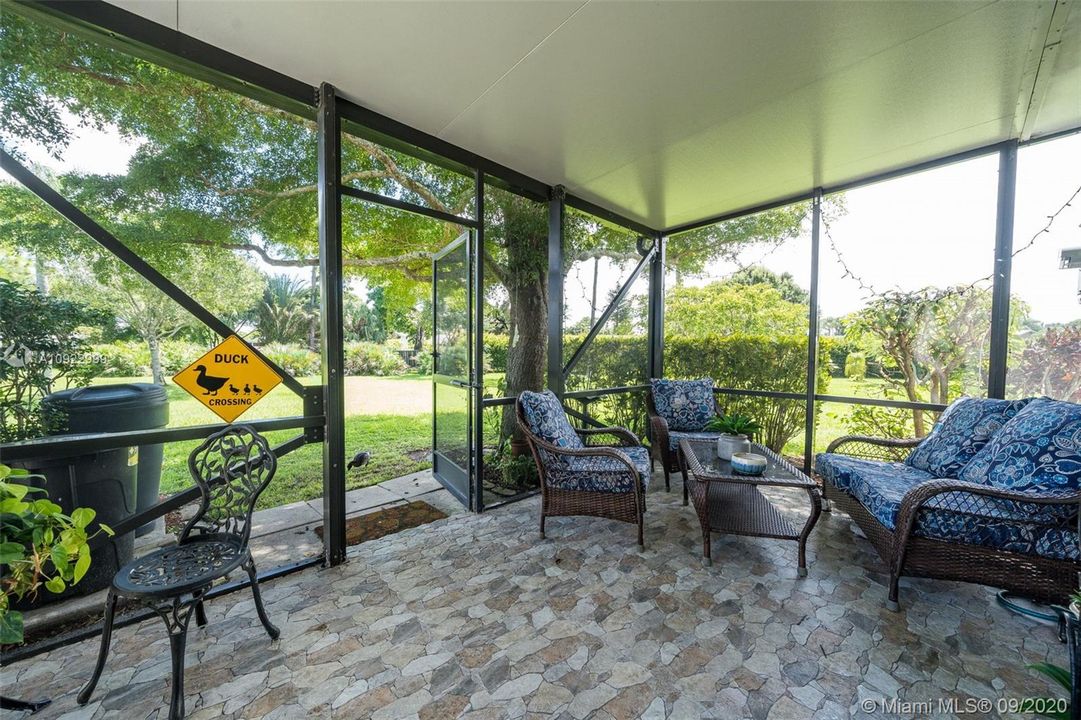 Vendido Recientemente: $225,000 (3 camas, 2 baños, 1178 Pies cuadrados)