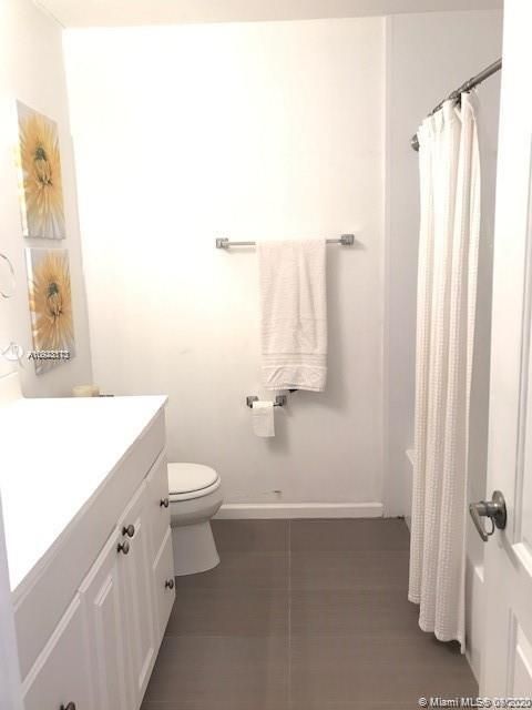 Recently Sold: $229,000 (3 beds, 2 baths, 1690 Square Feet)