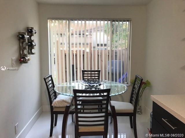 Recently Sold: $229,000 (3 beds, 2 baths, 1690 Square Feet)