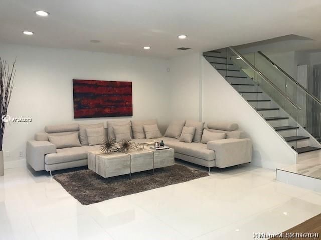 Recently Sold: $229,000 (3 beds, 2 baths, 1690 Square Feet)