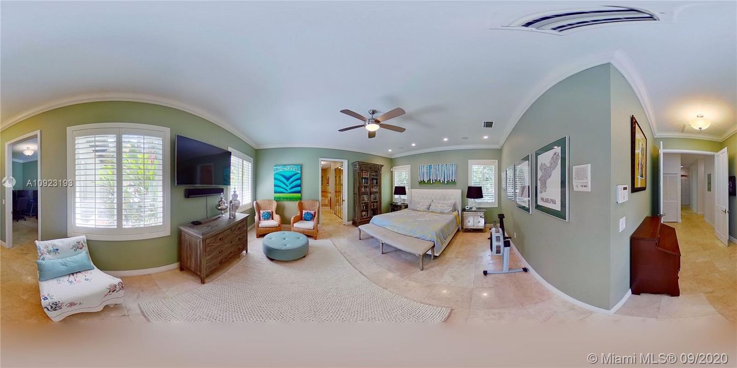 Vendido Recientemente: $1,800,000 (5 camas, 4 baños, 4369 Pies cuadrados)