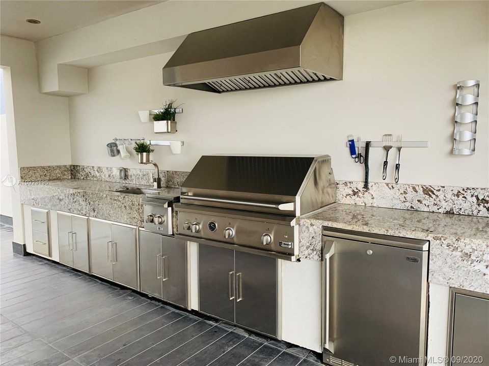 Recently Rented: $3,550 (4 beds, 3 baths, 1862 Square Feet)