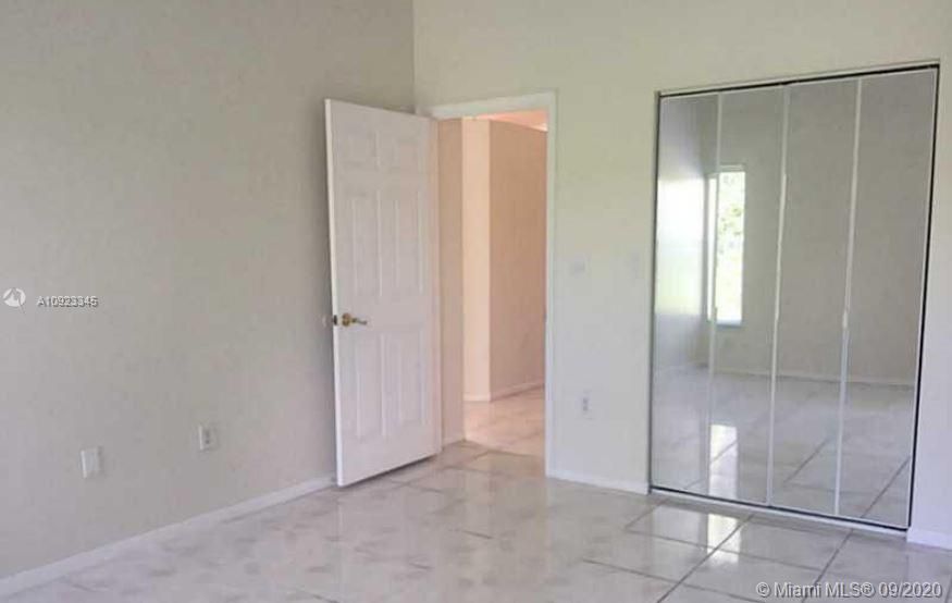 最近租的: $2,630 (3 贝兹, 2 浴室, 1663 平方英尺)