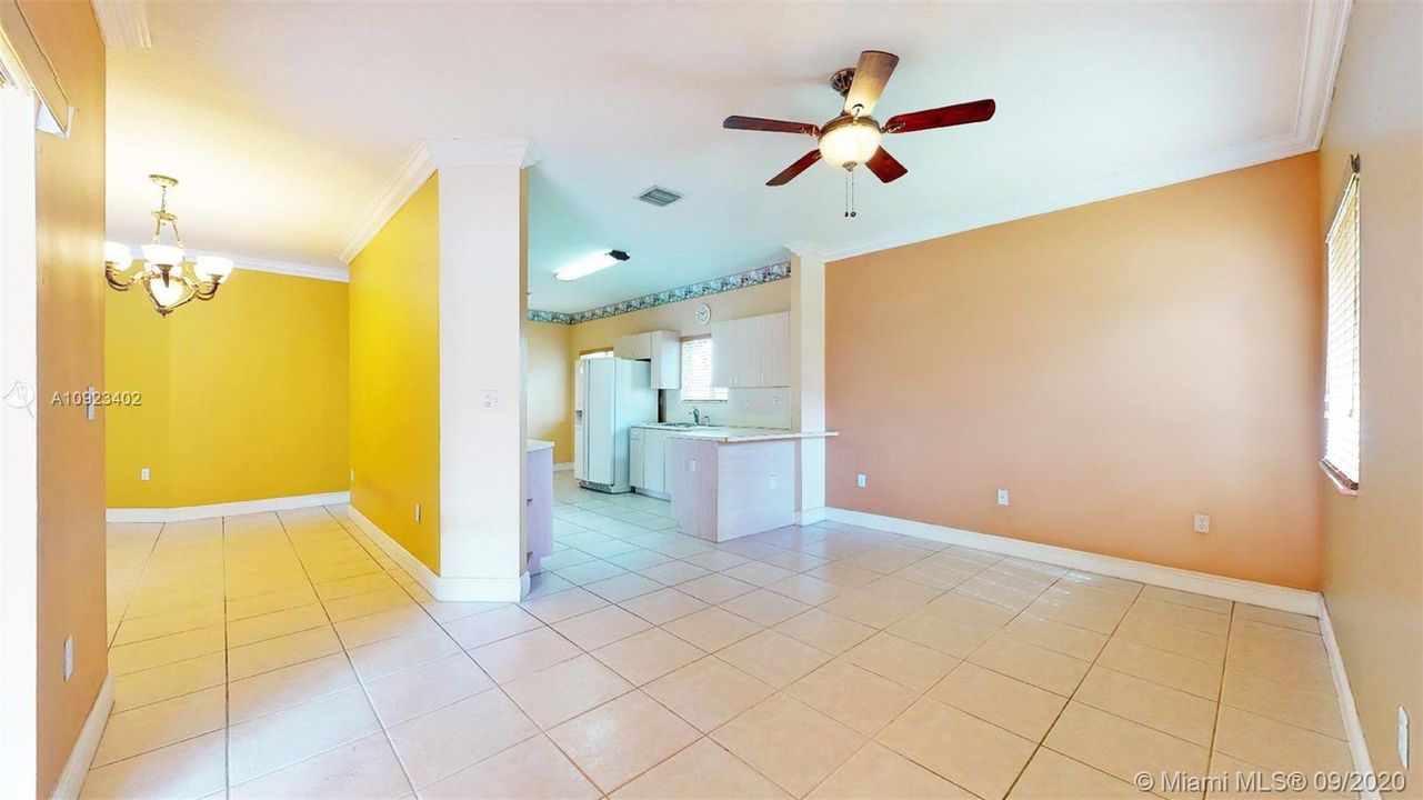 Vendido Recientemente: $475,000 (4 camas, 2 baños, 0 Pies cuadrados)