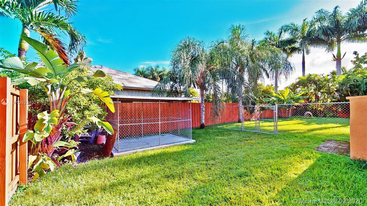 Vendido Recientemente: $475,000 (4 camas, 2 baños, 0 Pies cuadrados)