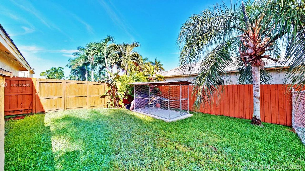 Vendido Recientemente: $475,000 (4 camas, 2 baños, 0 Pies cuadrados)