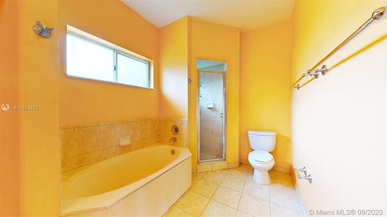 Vendido Recientemente: $475,000 (4 camas, 2 baños, 0 Pies cuadrados)