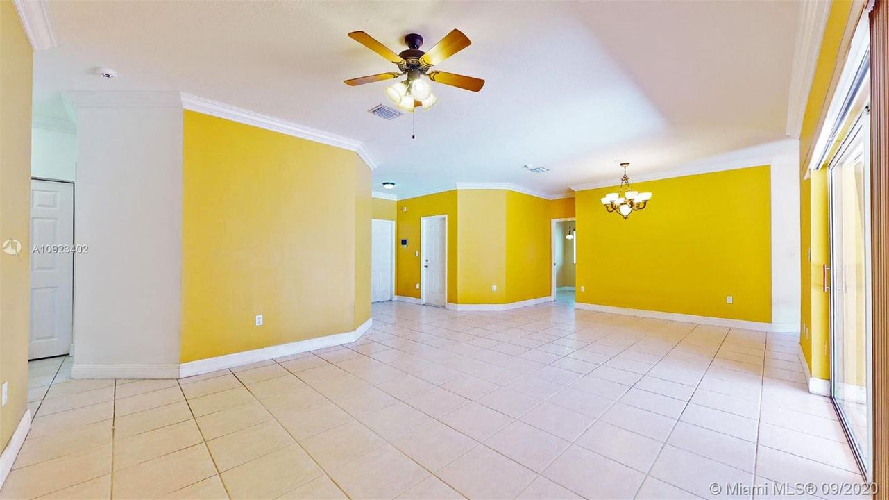 Vendido Recientemente: $475,000 (4 camas, 2 baños, 0 Pies cuadrados)