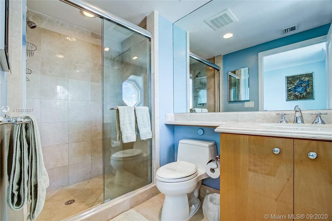 Недавно продано: $2,350,000 (3 спален, 4 ванн, 2736 Квадратных фут)
