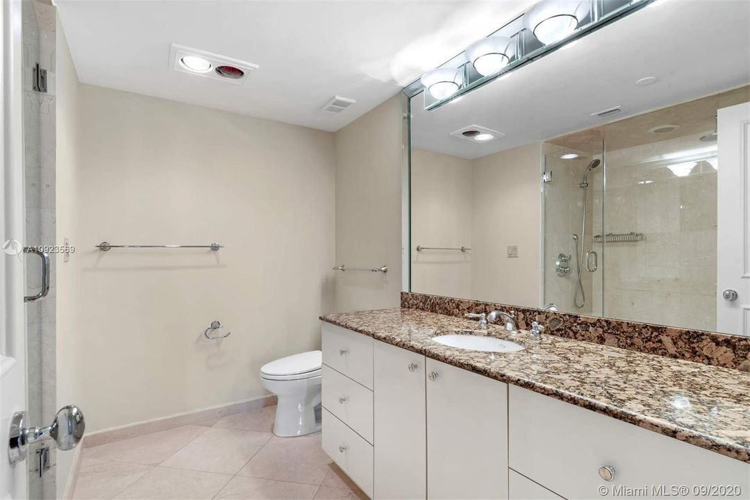 Recently Sold: $429,000 (3 beds, 2 baths, 1950 Square Feet)