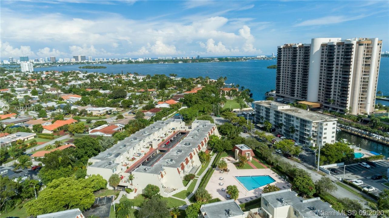 Recently Sold: $247,000 (2 beds, 2 baths, 1300 Square Feet)