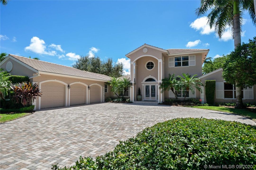 Recently Sold: $1,325,000 (5 beds, 5 baths, 4619 Square Feet)