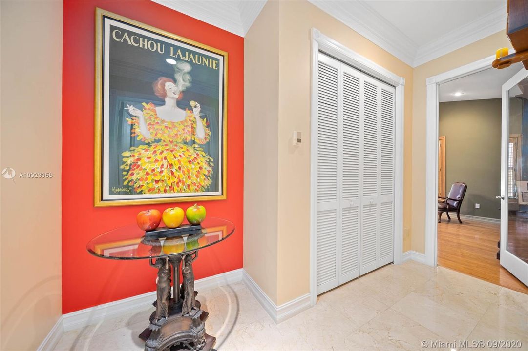 Recently Sold: $1,325,000 (5 beds, 5 baths, 4619 Square Feet)