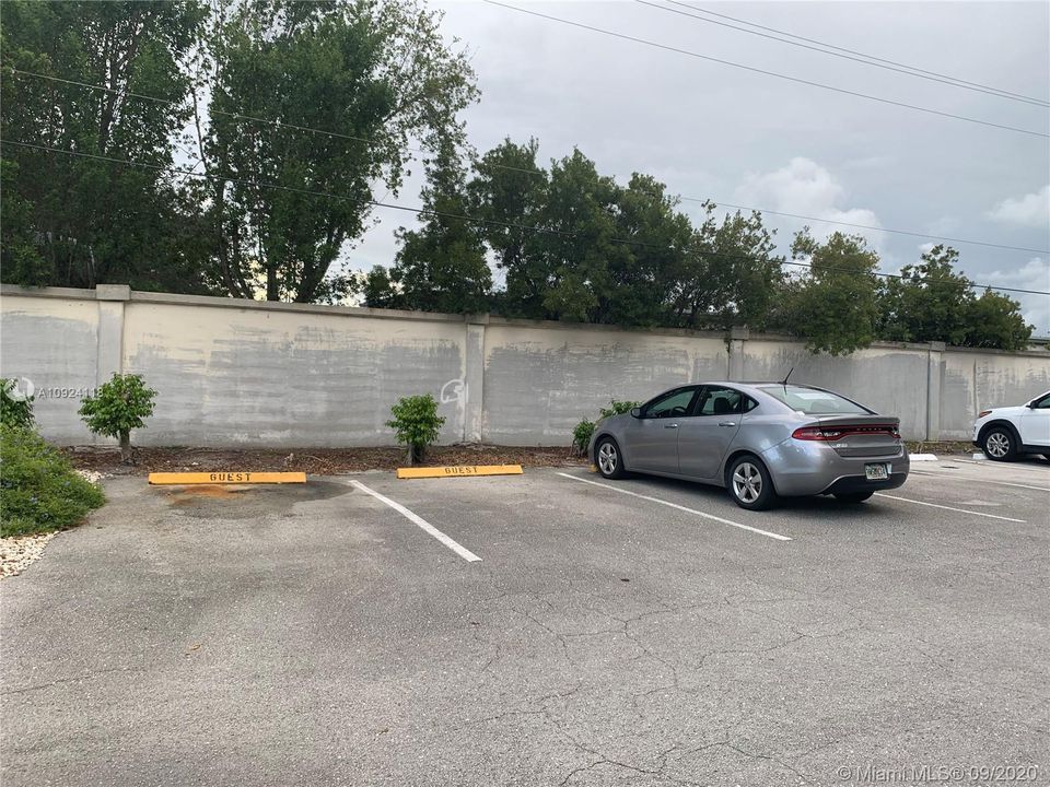 Recently Sold: $130,000 (2 beds, 2 baths, 934 Square Feet)